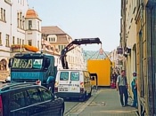 Der Bürocontainer wird abgestellt